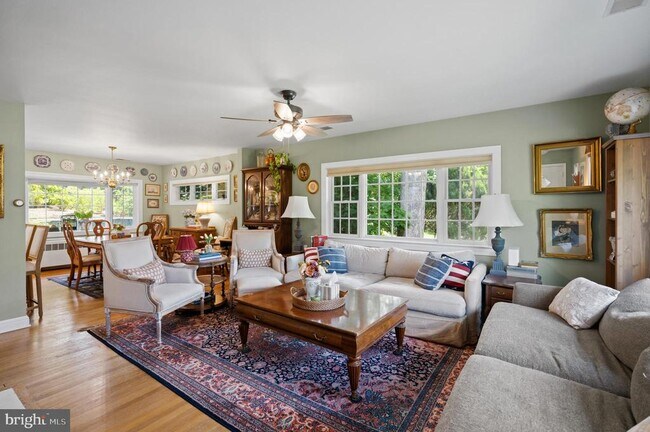 Building Photo - 5201 Brookeway Dr