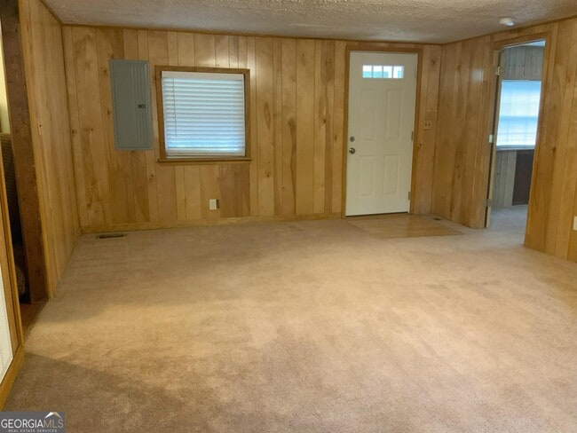 Building Photo - 1590 Waterworks Rd