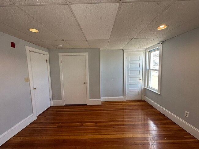 Building Photo - 78-80 Park Ave