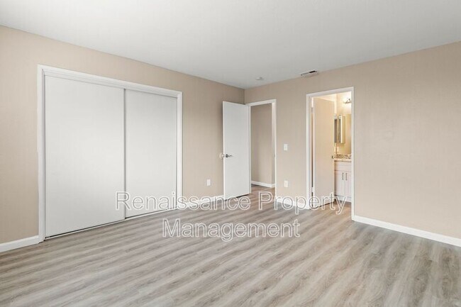 Building Photo - 1394 Pajaro Ave