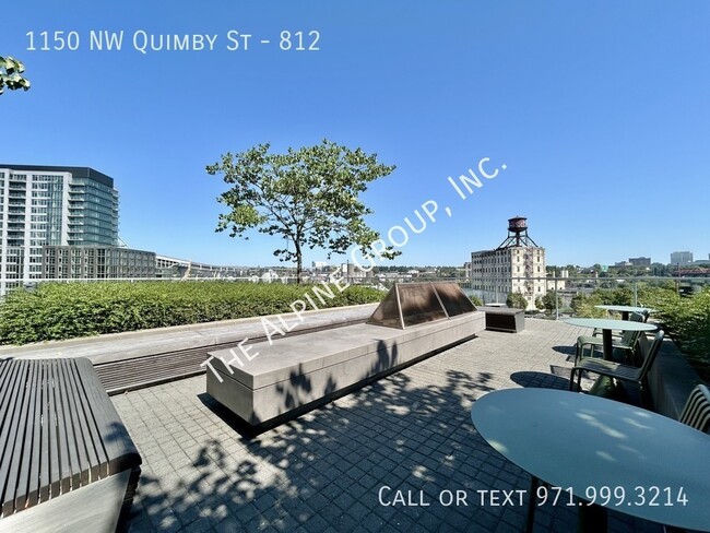 Building Photo - HALF OFF! Vista Condo Available with a View!