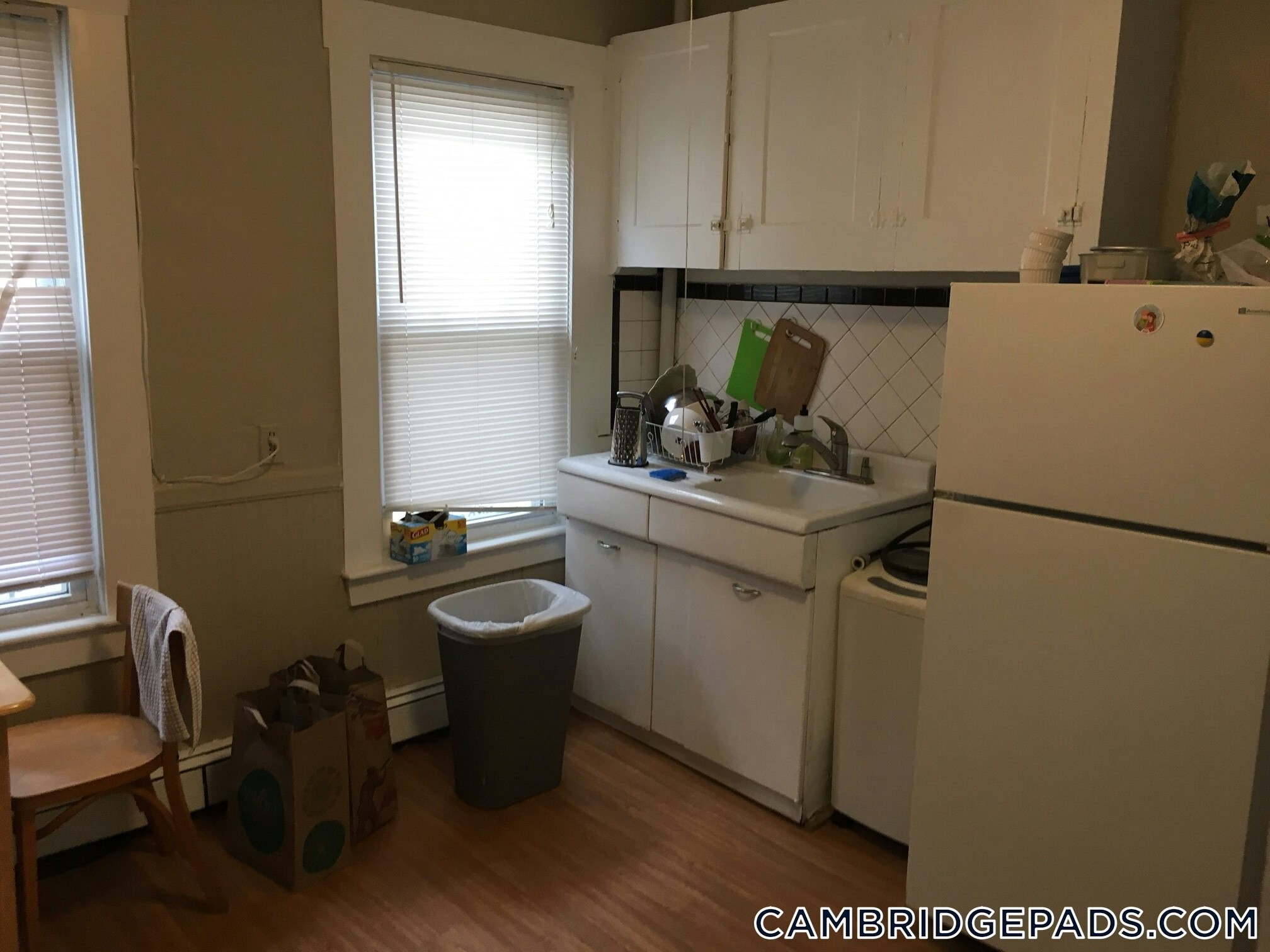 Building Photo - 357 Windsor St