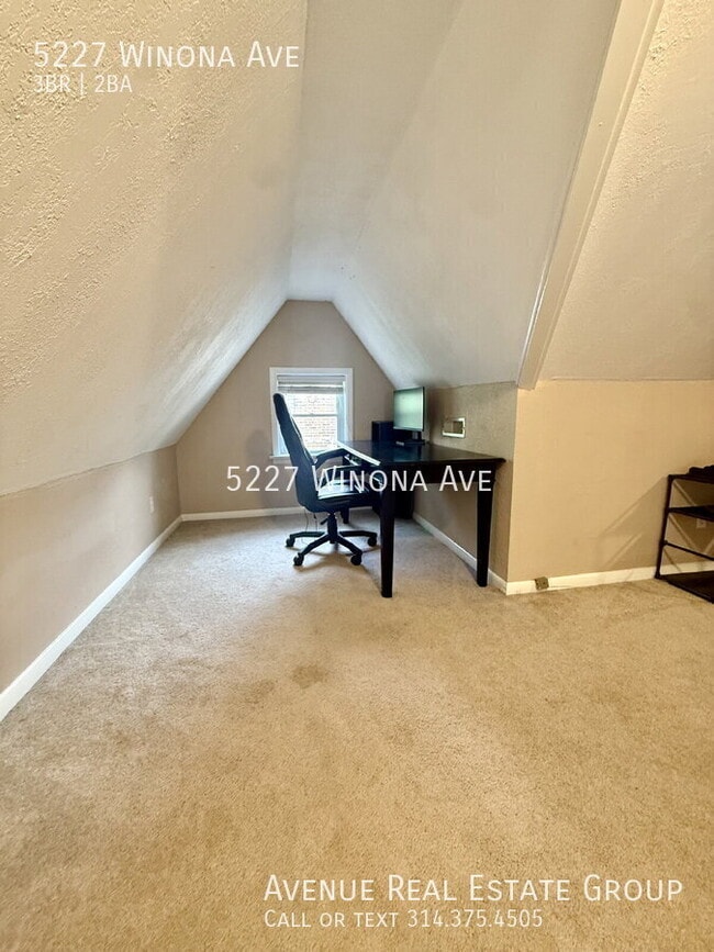 Building Photo - 5227 Winona Ave