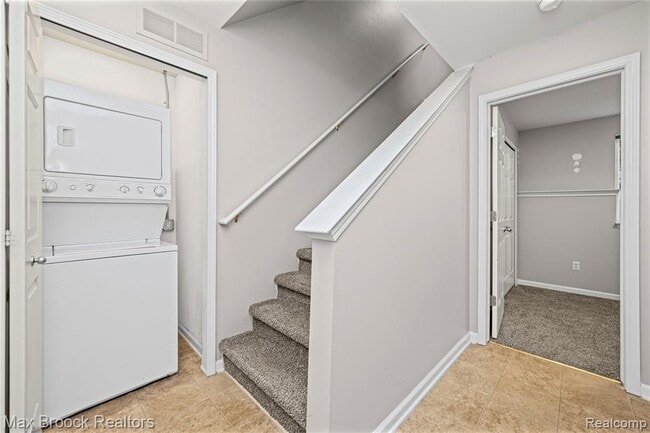 Building Photo - 1071 Beaver Run