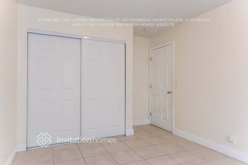 Building Photo - 6104 Strawberry Lakes Cir