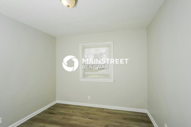 Building Photo - 3 Bedroom Pet-Friendly Home in Louisville,...
