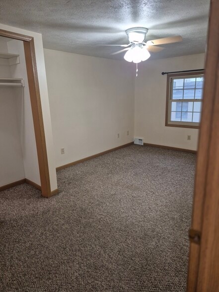 Bed#1 - 1451 Alden Ave SW