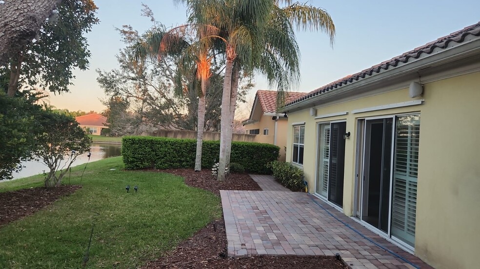 Building Photo - 12021 Jewel Fish Ln