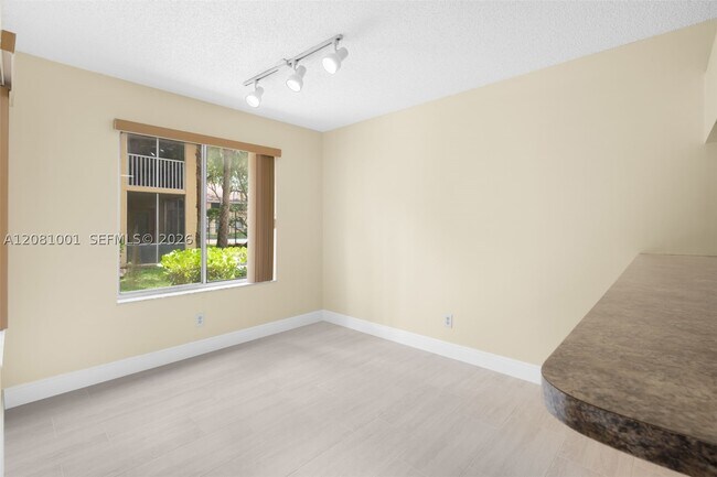 Building Photo - 1178 Coral Club Dr