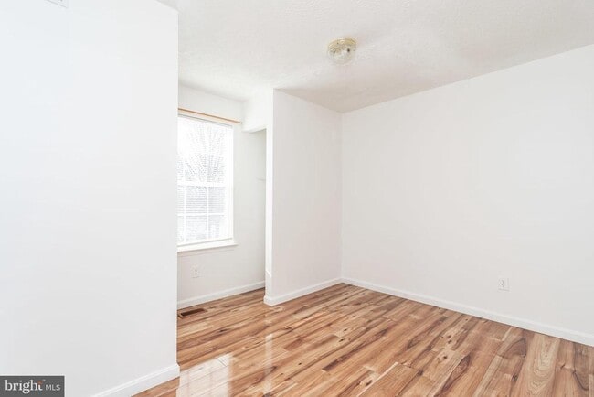 Building Photo - 1402 Spring Plow Ct