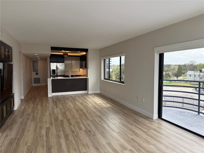 Building Photo - 4823 Ebbtide Ln