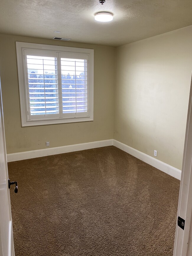 Building Photo - ARBOR #211