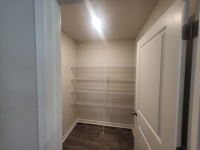 Building Photo - 5 bedroom/3 bath home in Aynor - 1/2 Off R...