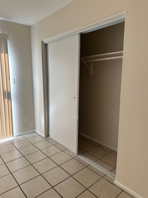 Building Photo - 1908 N Spring