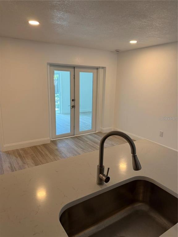 Building Photo - 8201 Riverside Dr NE