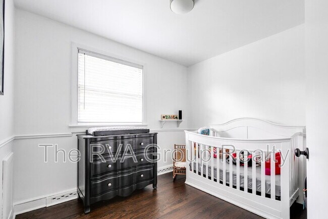 Building Photo - 6325 Glyndon Ln