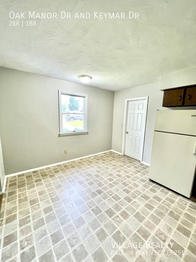 Building Photo - Most utilities included! Large 2-Bed apart...