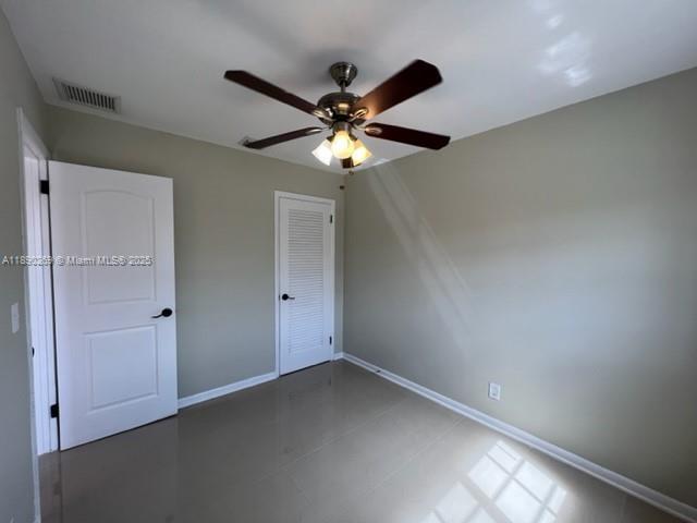 Building Photo - 946 Laurel Dr