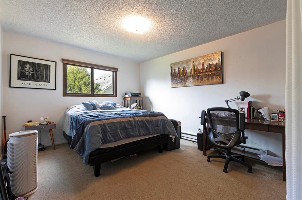 bedroom - 2016 S 13th St W