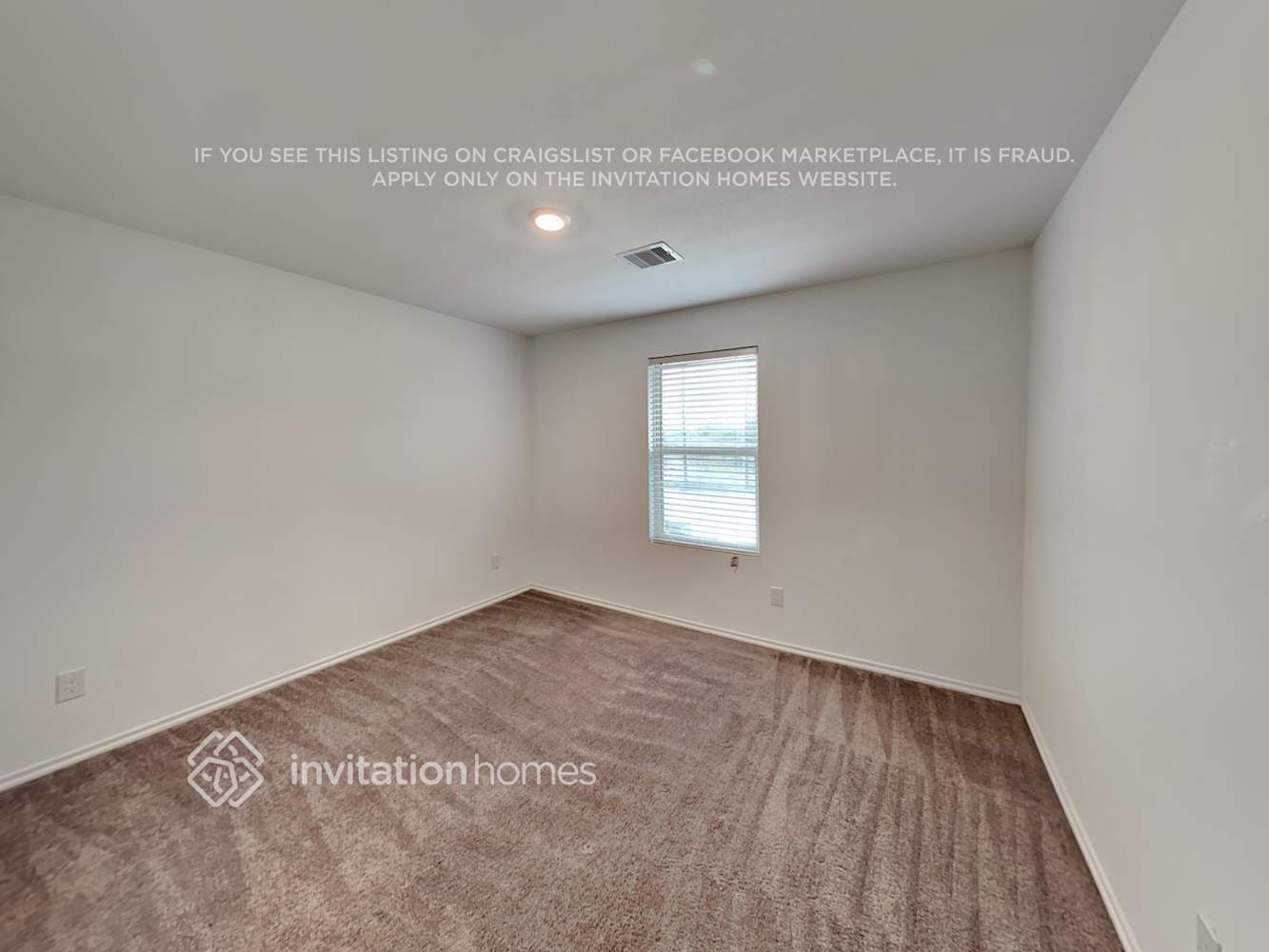 Building Photo - 18706 Charter Elm Dr