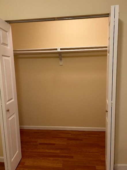 Building Photo - 16840 Bell Ave