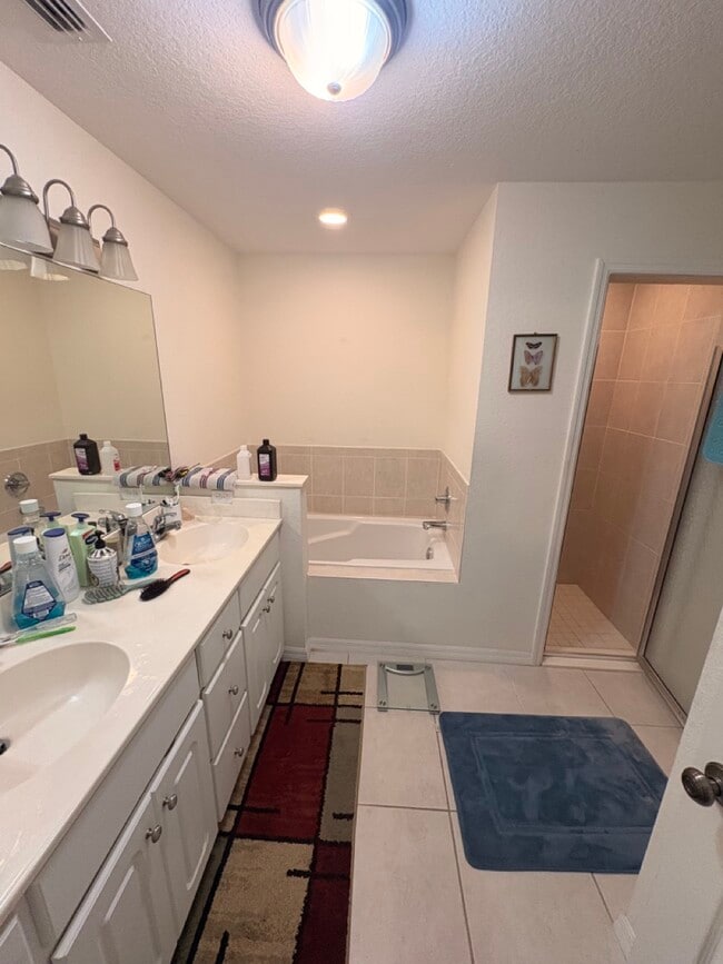 Building Photo - 215 West Blvd