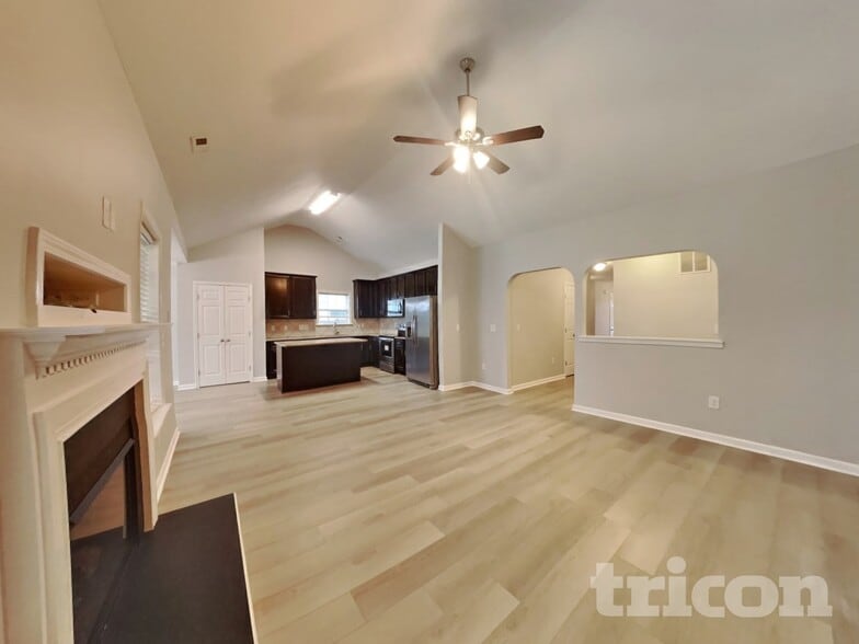 Building Photo - 410 Crutchfield Dr