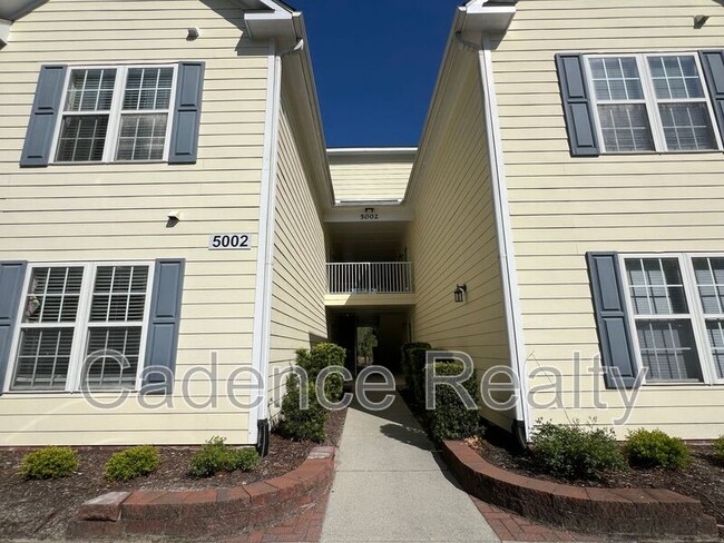 Building Photo - 5002 Hunters Trail