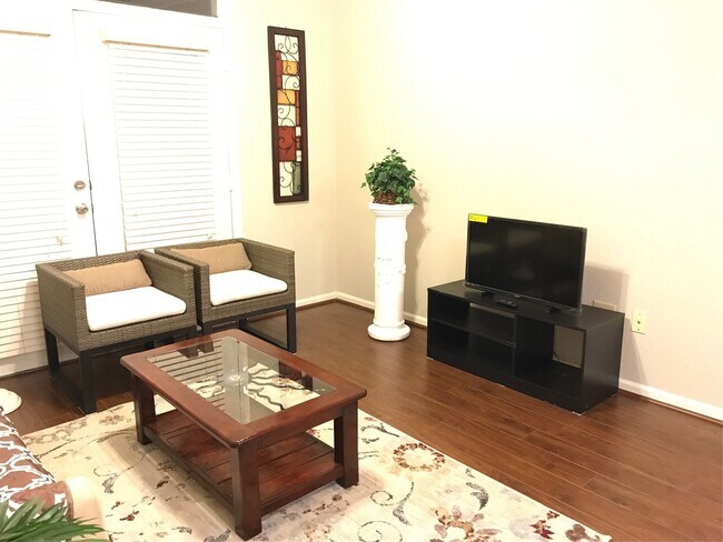 Building Photo - 1711 Old Spanish Trl