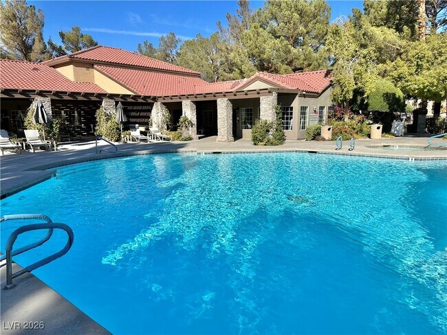 Building Photo - 2200 S Fort Apache Rd