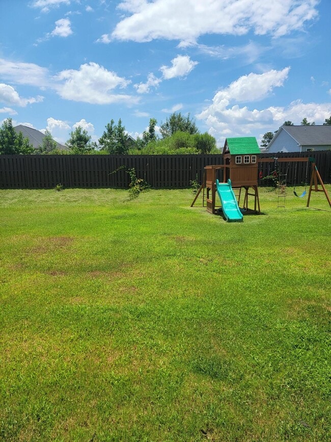Building Photo - 832 Williford Run Dr