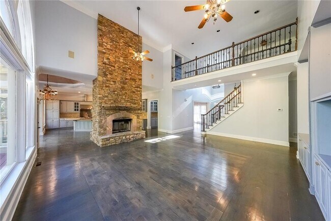 Building Photo - 2747 Lockerly Ln