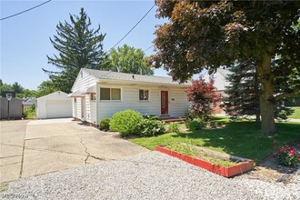 Building Photo - 2620 Mogadore Rd