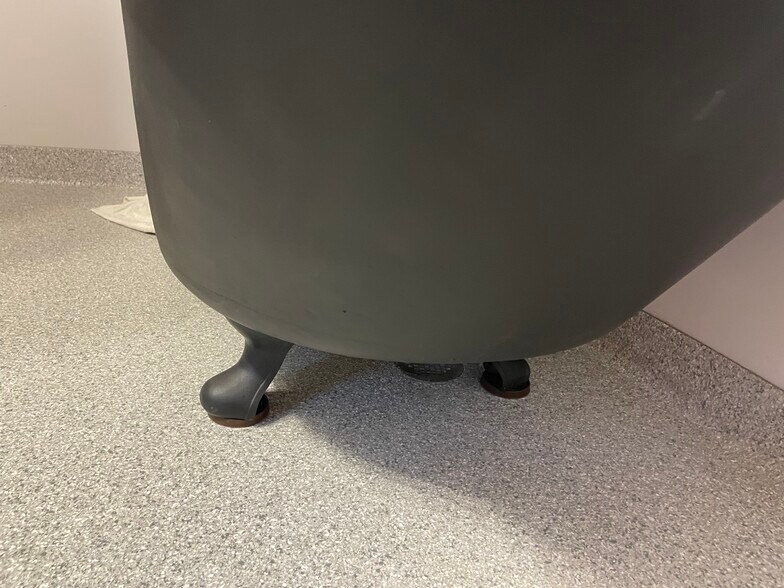 Building Photo - 1826 E Superior St