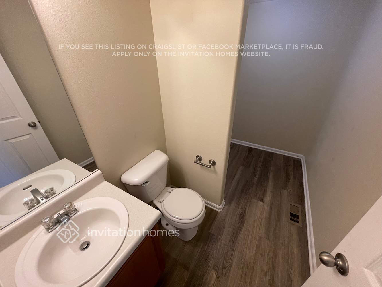 Building Photo - 3365 Bareback Dr