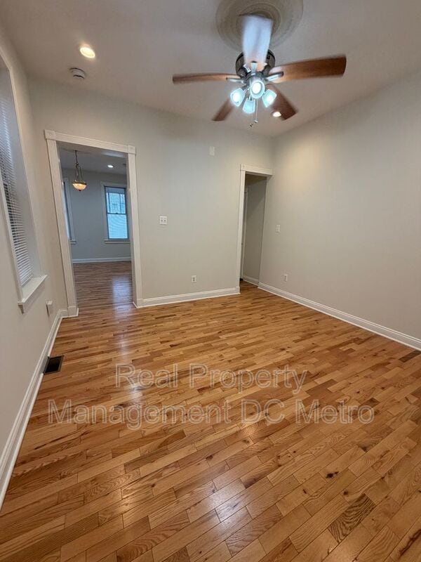 Building Photo - 1219 Pleasant St SE