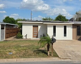Building Photo - 506 N 36th St