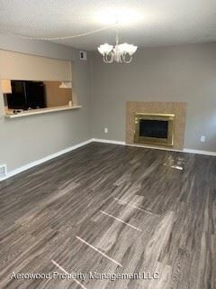 Building Photo - 3 br, 2 bath House - 902 S Peoria Street