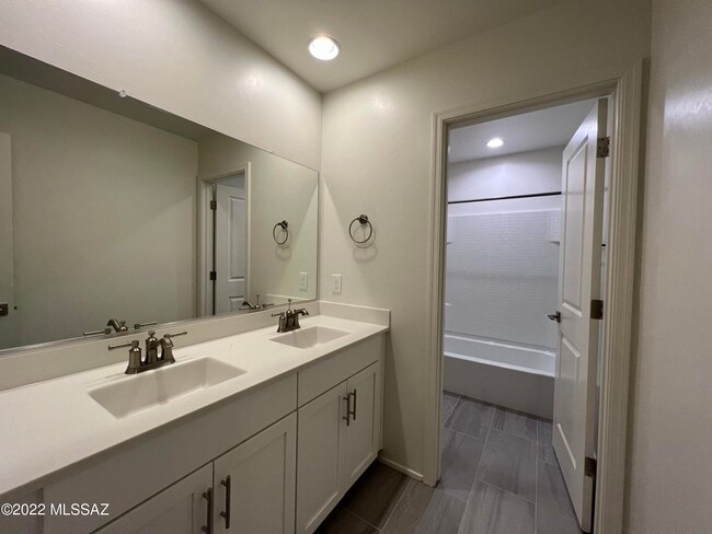 Building Photo - 12171 W Amarissa Dr