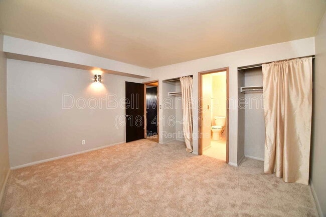 Building Photo - 5306 E 26th St