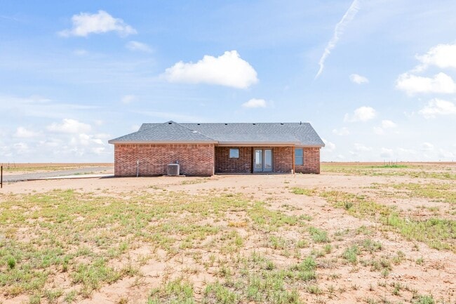 Building Photo - 10611 East C R 7400