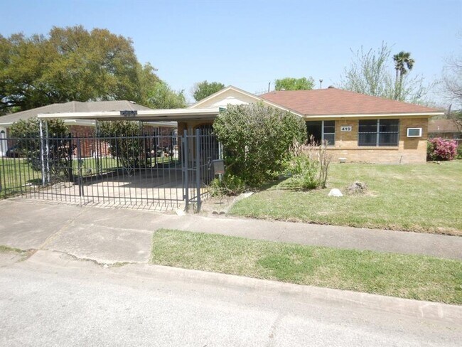 Primary Photo - 419 Gammon Dr