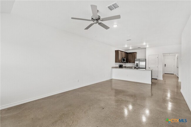 Building Photo - 1230 Concord Dr