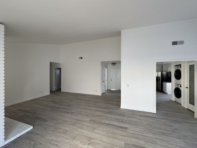 Building Photo - Remodeled Reseda Home