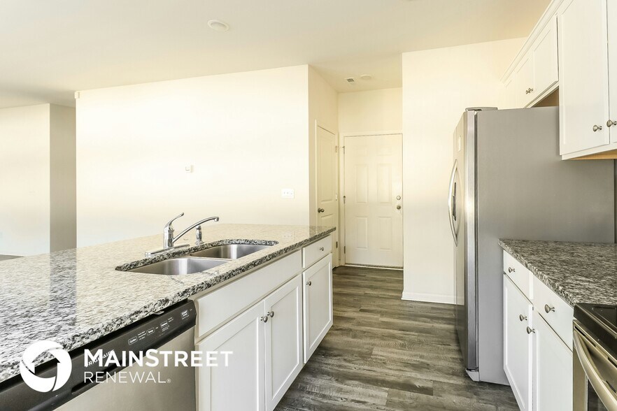 Building Photo - 13021 Joclaire Ct
