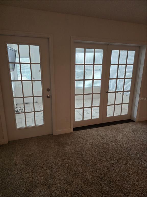 Building Photo - 8701 Village Green Blvd