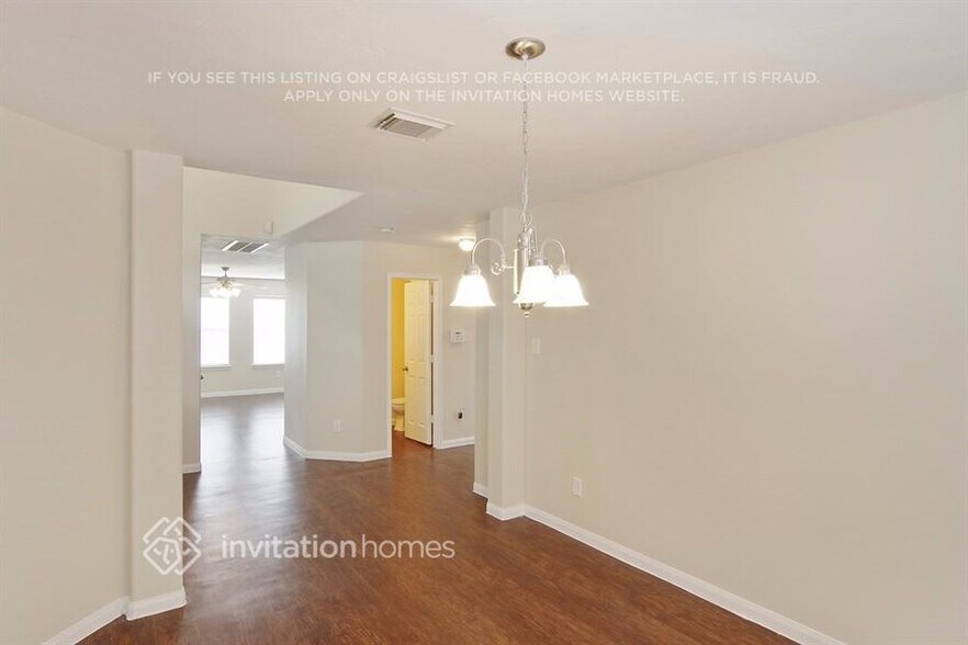 Building Photo - 16114 Majestic Glen Ln