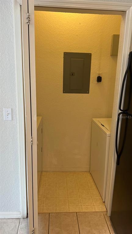Building Photo - 8927 Legacy Ct
