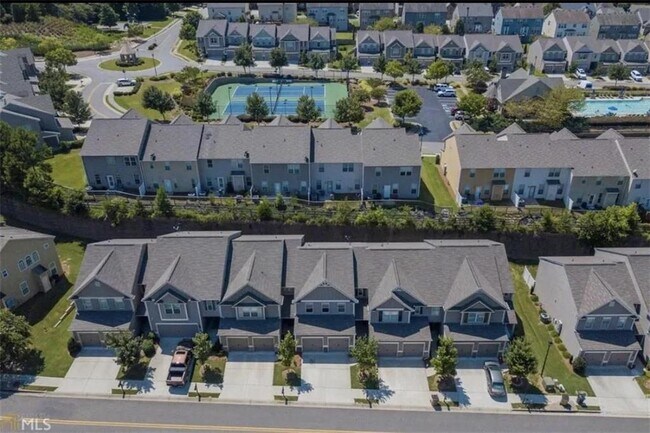 Building Photo - 3369 Castleberry Village Cir