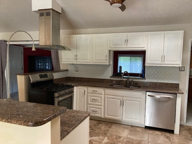 Kitchen - 2545 Teller St